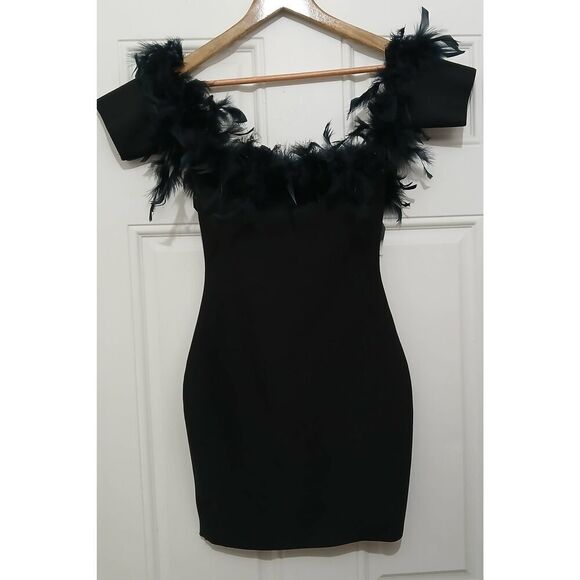 Banjul womens small pencil dress stretch black off shoulder 100% fur feather - Picture 1 of 7
